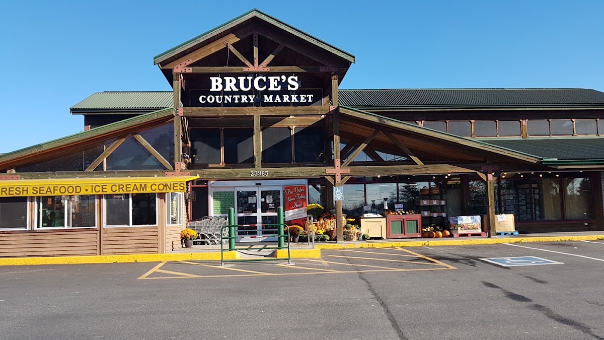 Bruce’s Country Market