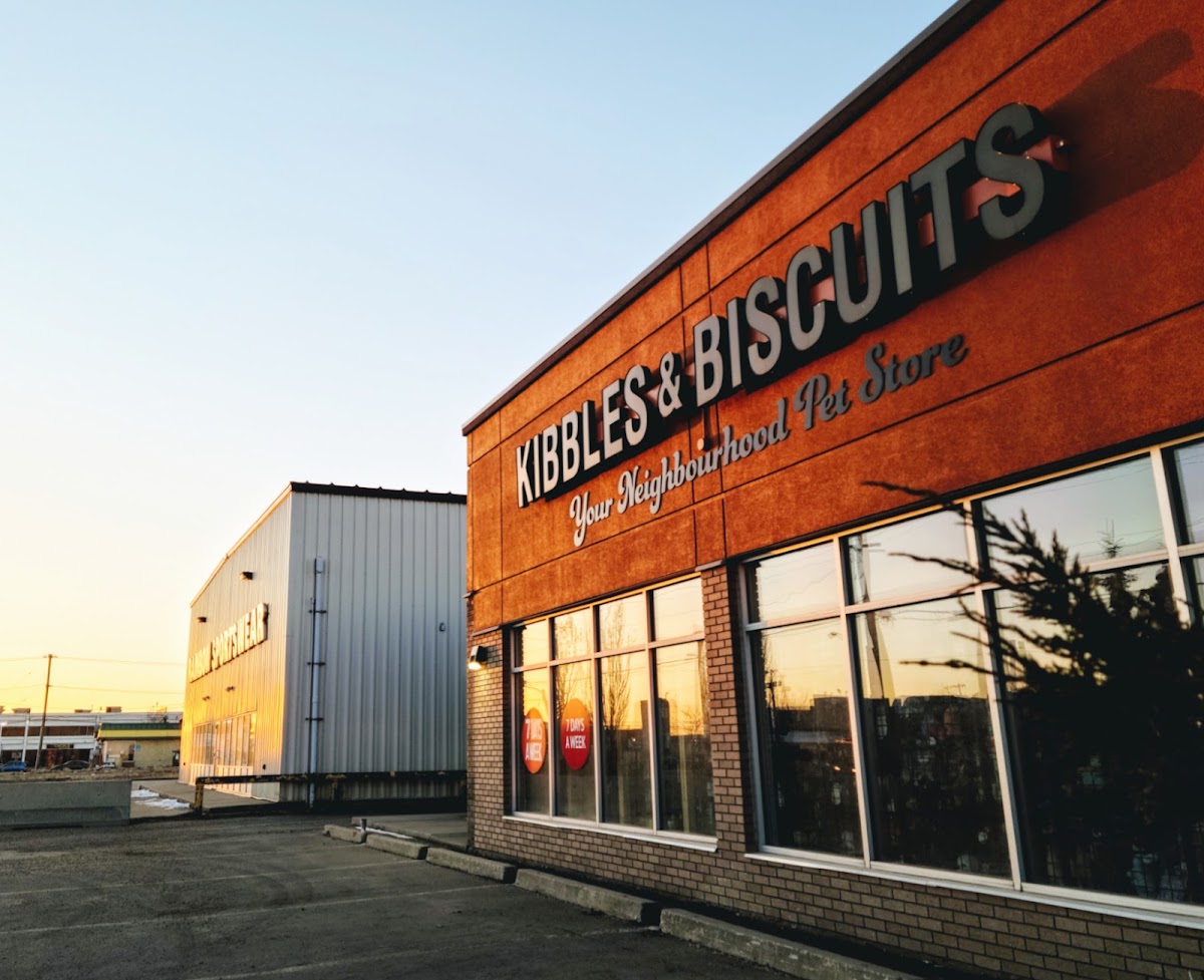 Kibbles & Biscuits - 118th