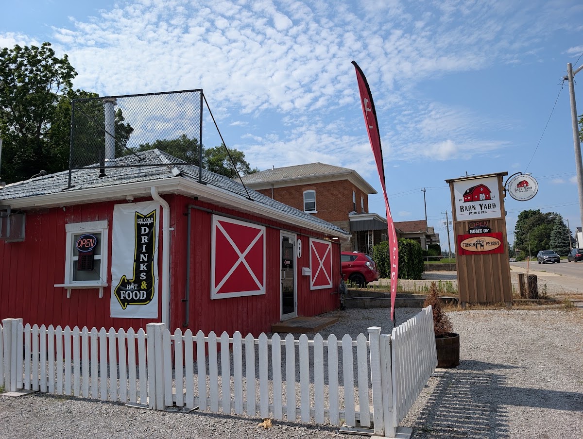 BARNYARD PATIO & PUB