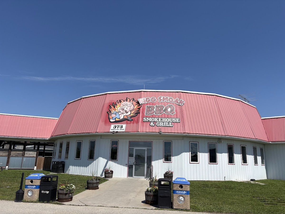 Bigg Smoak Bbq Smokehouse & Grill