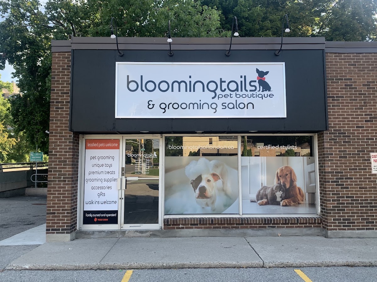 Bloomingtails Pet Boutique & Grooming Salon