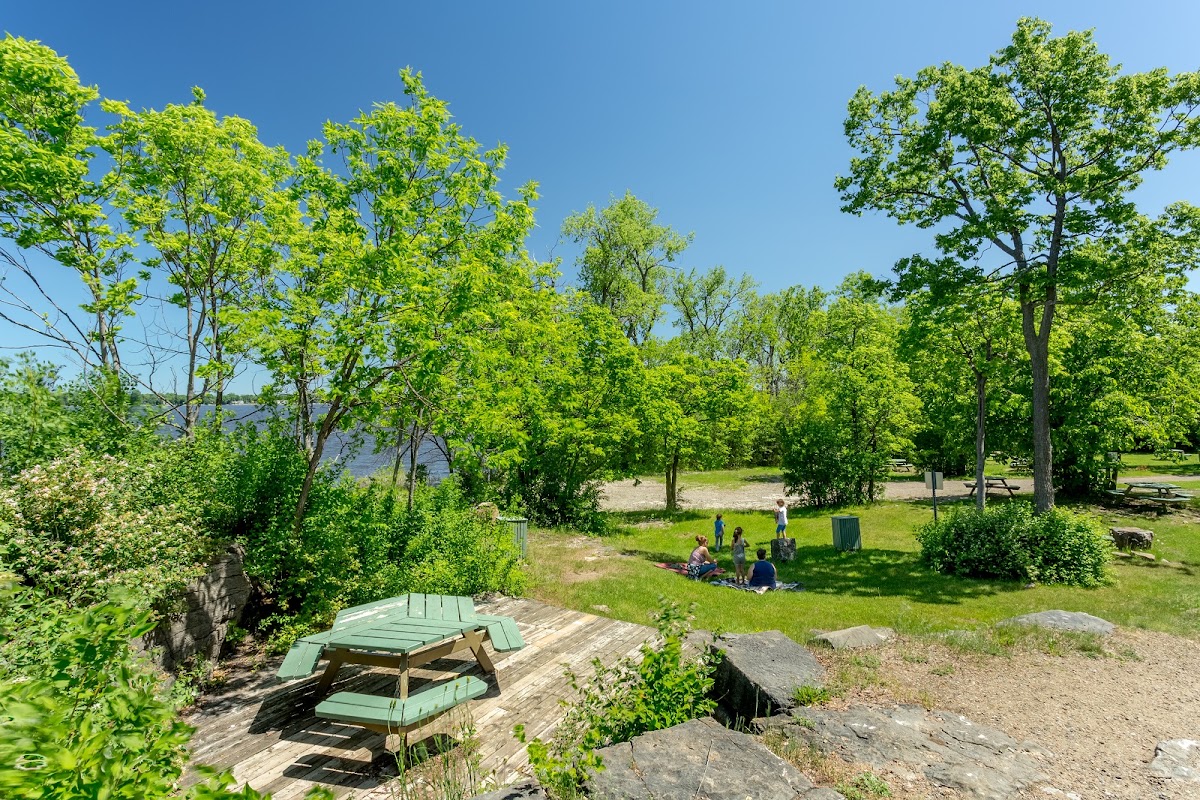 Bois-de-L'Île-Bizard Nature Park