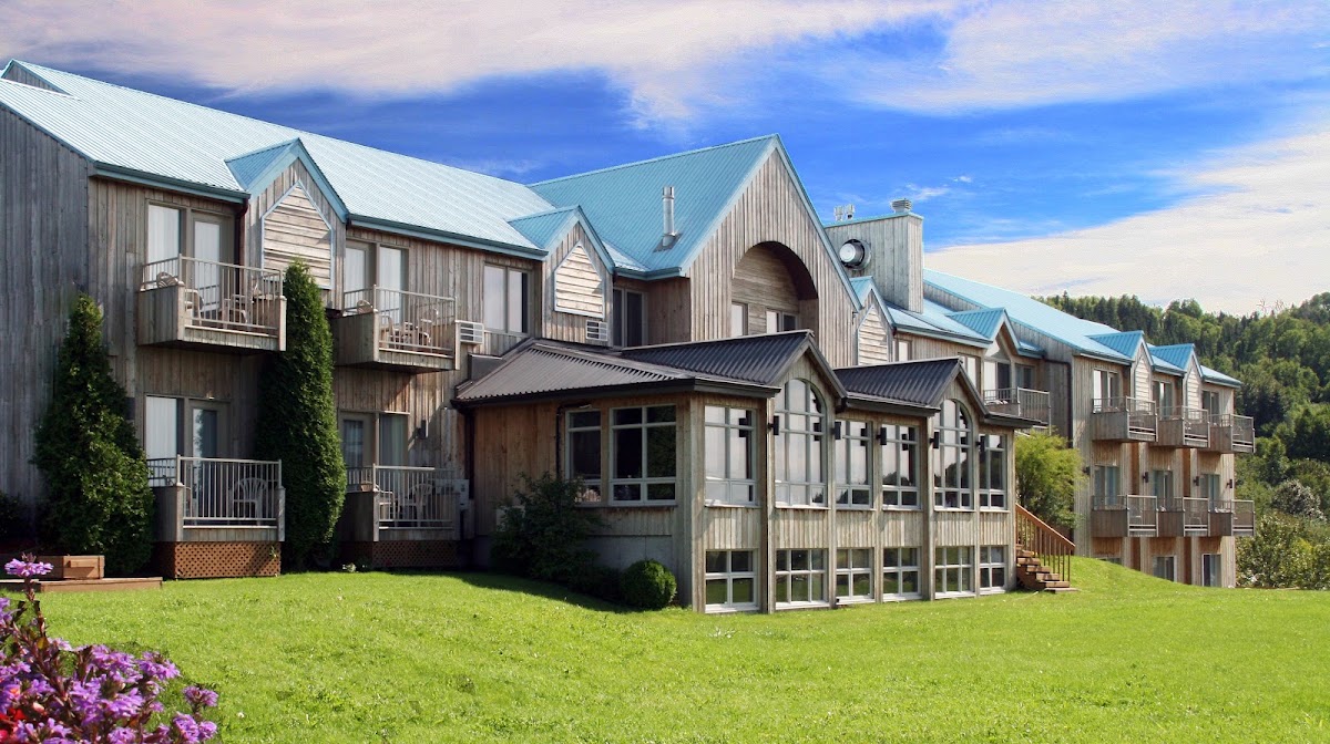 BATTURES Hotel Fjord Saguenay